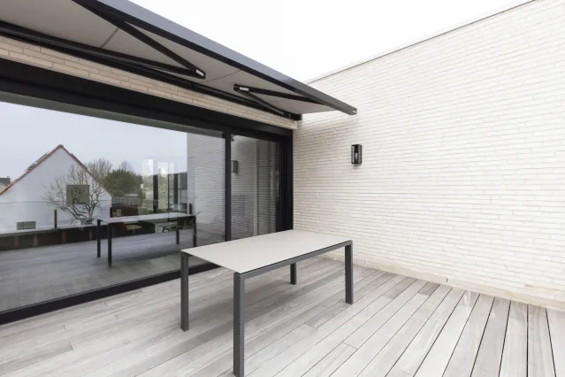 Van ramen tot screens voor residentie in Oostduinkerke